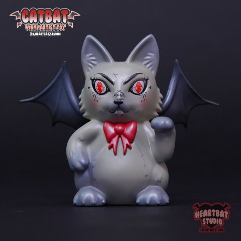 Catbat Vinyl Toy - Vampire Colorway Photo